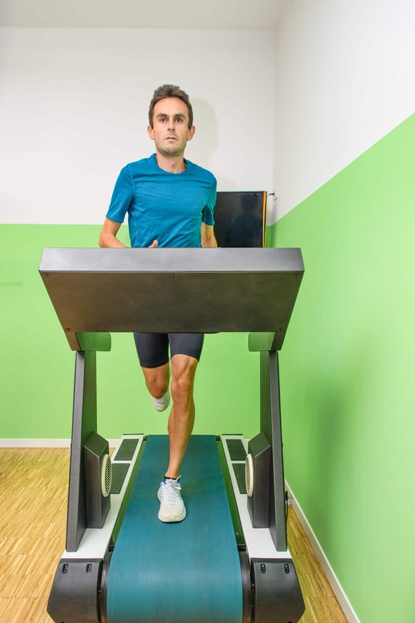 Quels types de tapis sont adaptés pour une chambre avec chauffage au sol ?